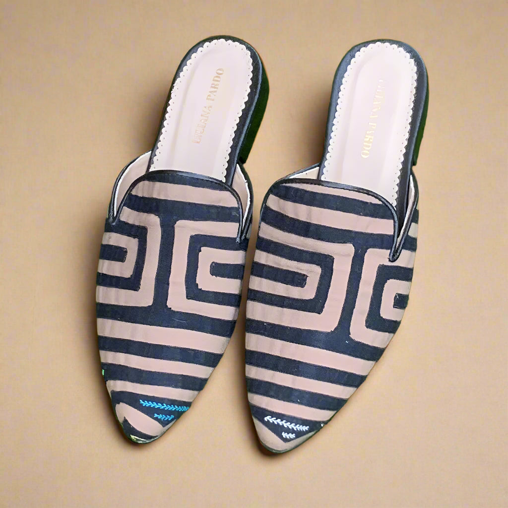 Mola Mules | Black & Beige
