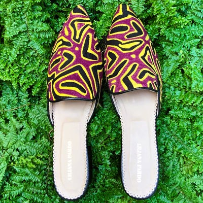Mola Mule Black Wine Hearts Size 40 Low Heeled