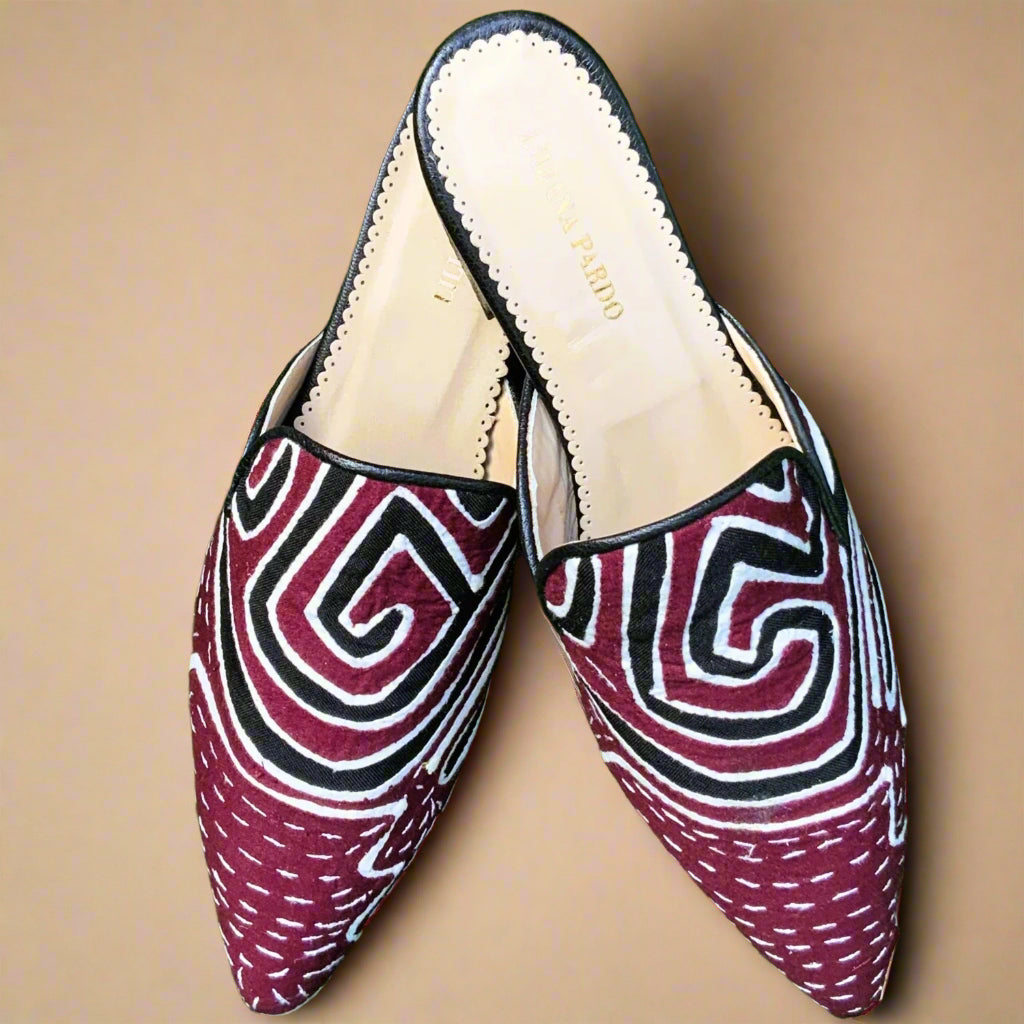 Mola Mule Black Wine Water  Size 38  Low Heeled